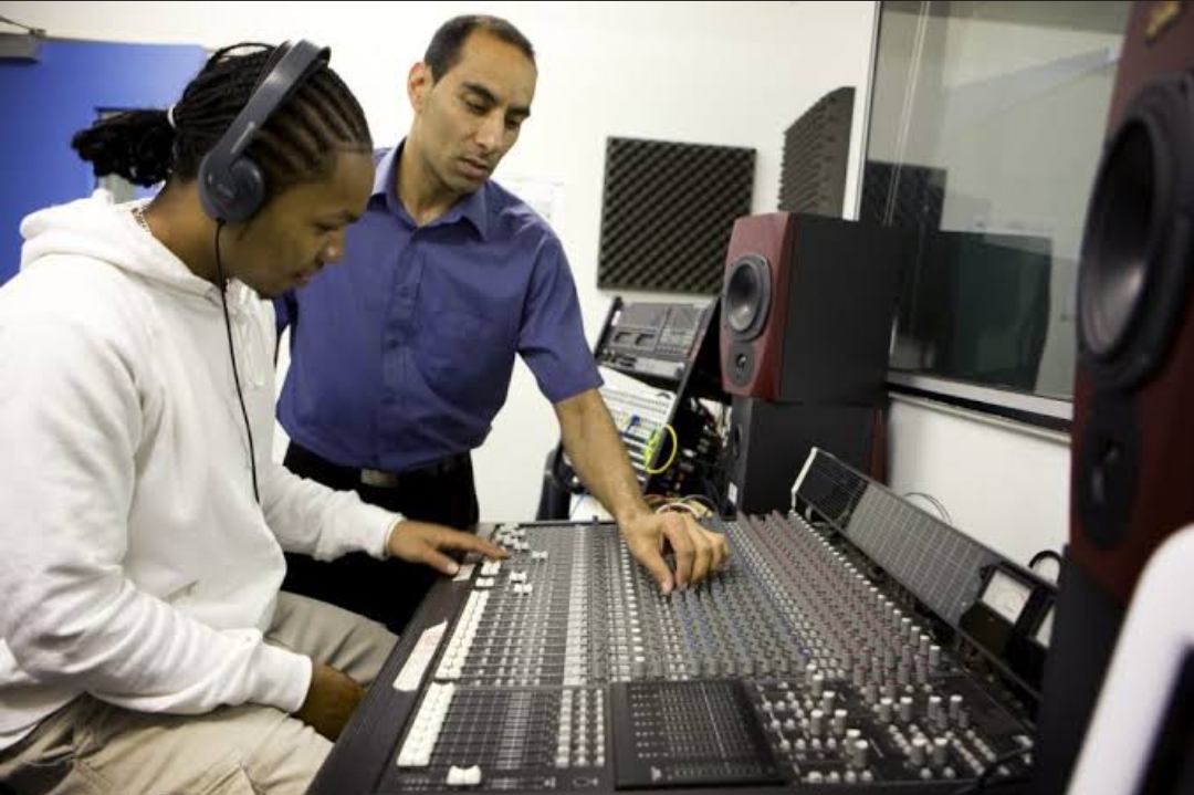 How Audio Production Jobs are Shaping the Future of Podcasting Chrome