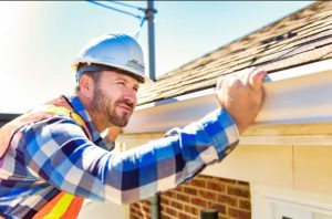 Dos and Don’ts When Hiring Roofing Experts for Your Commercial Property