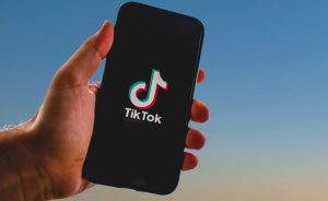 Top 6 TikTok Growth Hacks to Make Your Business Go Viral